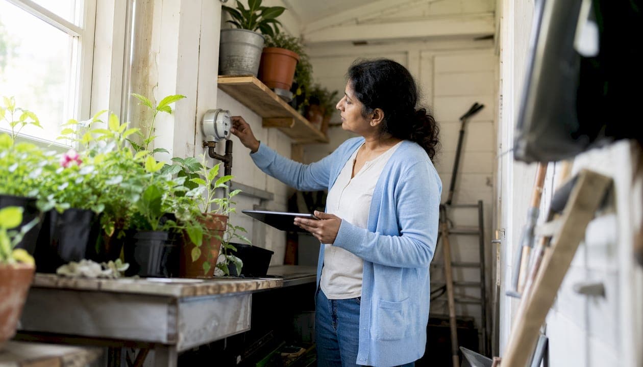Steps to improve home water efficiency: save money now